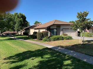2920 Newgate Ct, Riverside, CA 92506