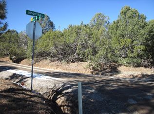 4 Juniper Ct, Cedar Crest, NM 87008