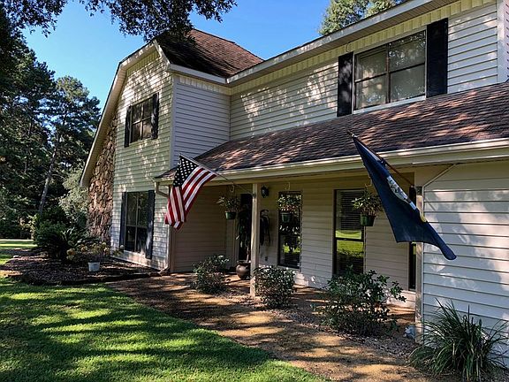 2nd image of 1018 Hillshire Dr