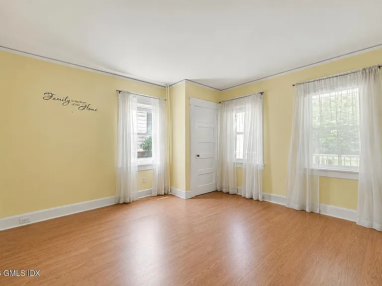 11 Bible St #1 — Photo 10