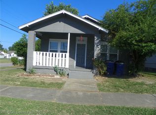2203 N 10th St, Fort Smith, AR 72904