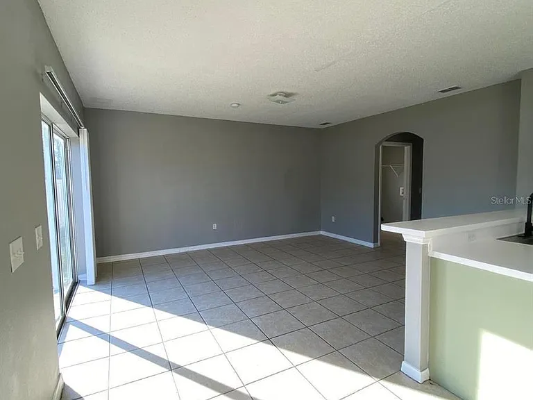 606 Bluebill Ct — Photo 4