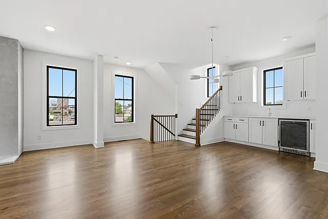 1108 Leland Ave — Photo 13