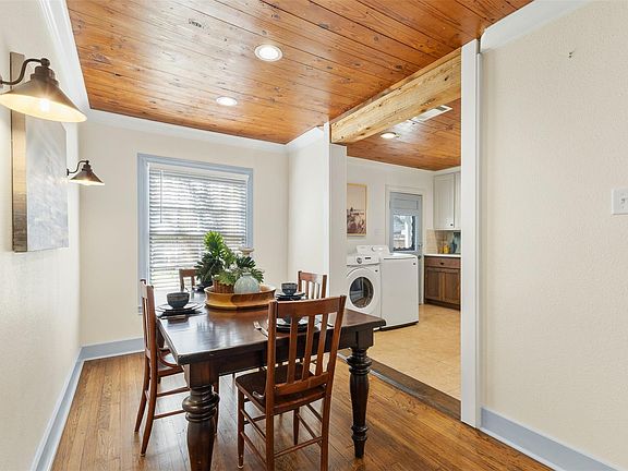 4th image of 1313 Park St