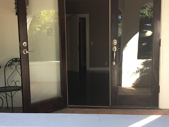 3rd image of 2039 Camden Ave