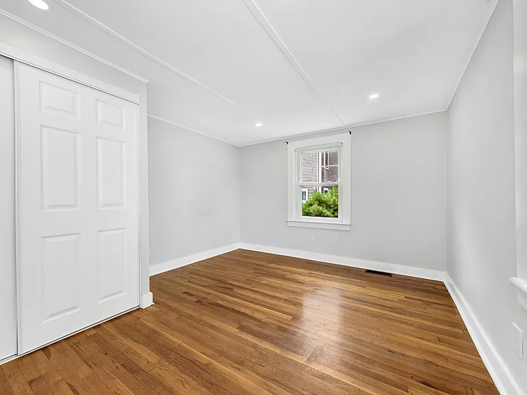 36 Marshall St #1 — Photo 6