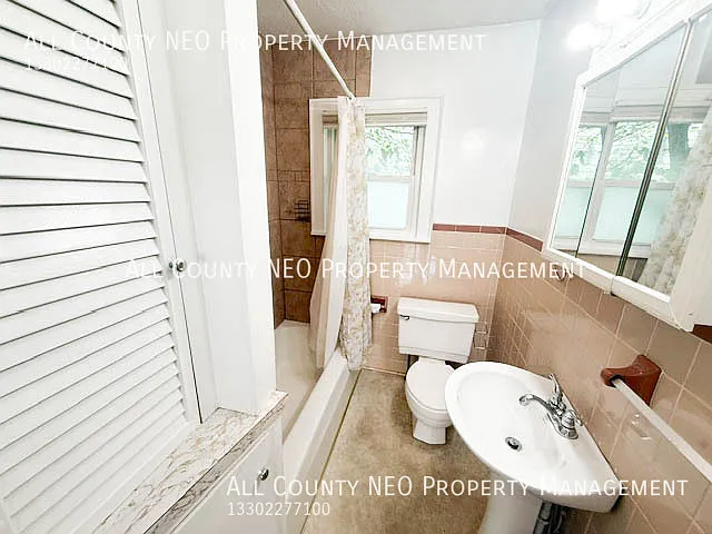 2333 18th St SW — Photo 11