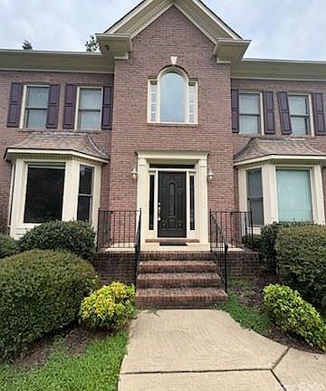 5th image of 3119 Castlemaine Dr