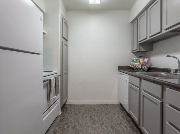 5930 Red Bluff Rd #404