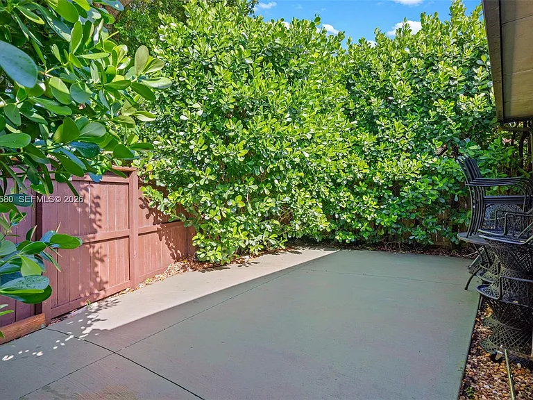 18805 W Lake Dr #18805 — Photo 37