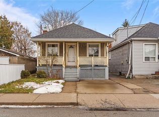 22 Agnes St, Hamilton, ON L8H 4H2