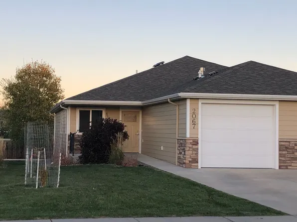 2067 Lake Hills Dr, Billings, MT 59105