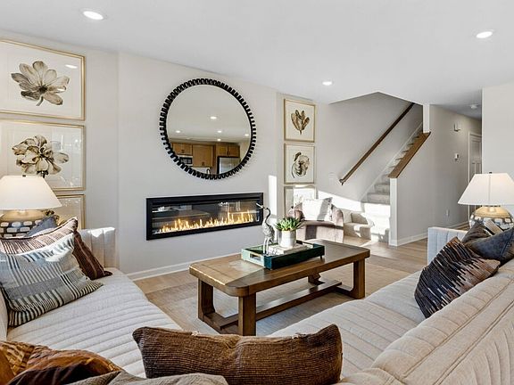 3rd image of 1217 Edge Cir