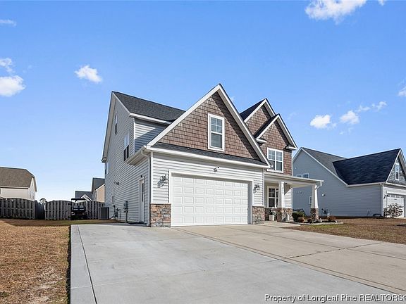 2nd image of 317 Wishaw Ct