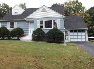 4 Tilden Rd, Danbury, CT 06810