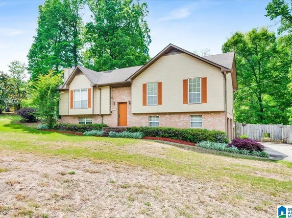 96 Monterey Ct, Pleasant Grove, AL 35127