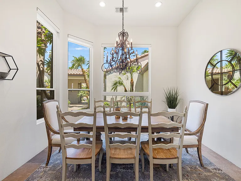 81055 Legends Way — Photo 17