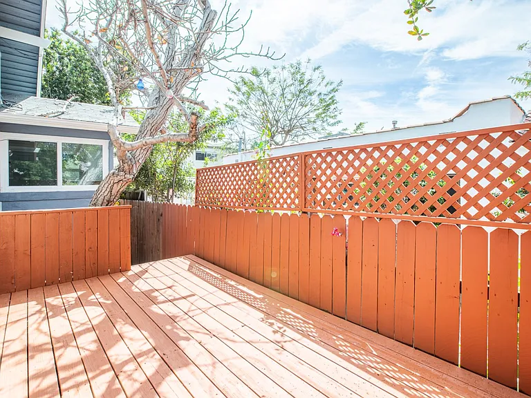 1170 Sonora Ave — Photo 32