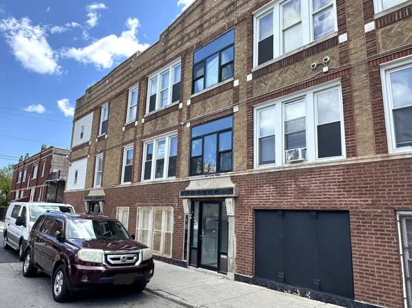 1255 N Harding Ave, Chicago, IL 60651