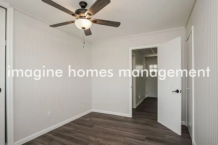 10937 Carlson Dr — Photo 9