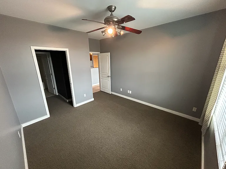 1609 Long St #303 — Photo 19