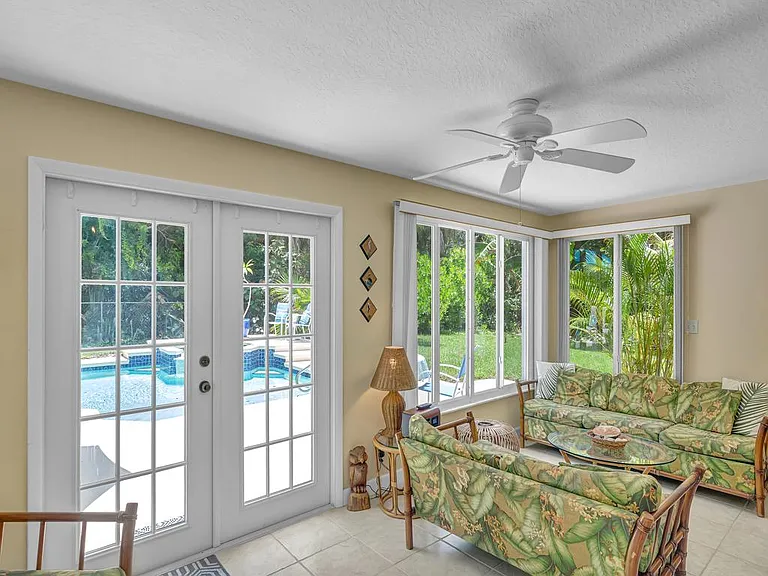 1545 Pelican Ln — Photo 15