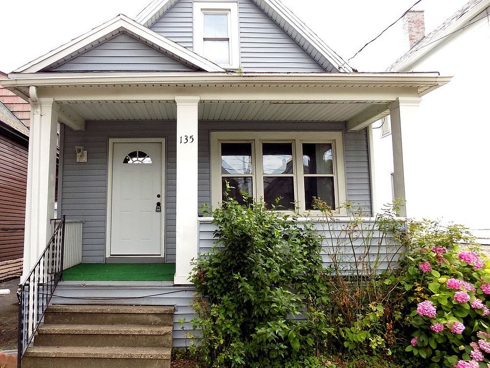 1st image of 135 Ideal St
