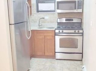 25-26 38th St #2F, Astoria, NY 11103