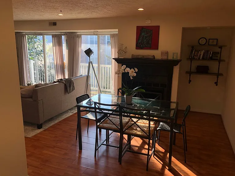 503 Palmtree Dr #10 — Photo 4
