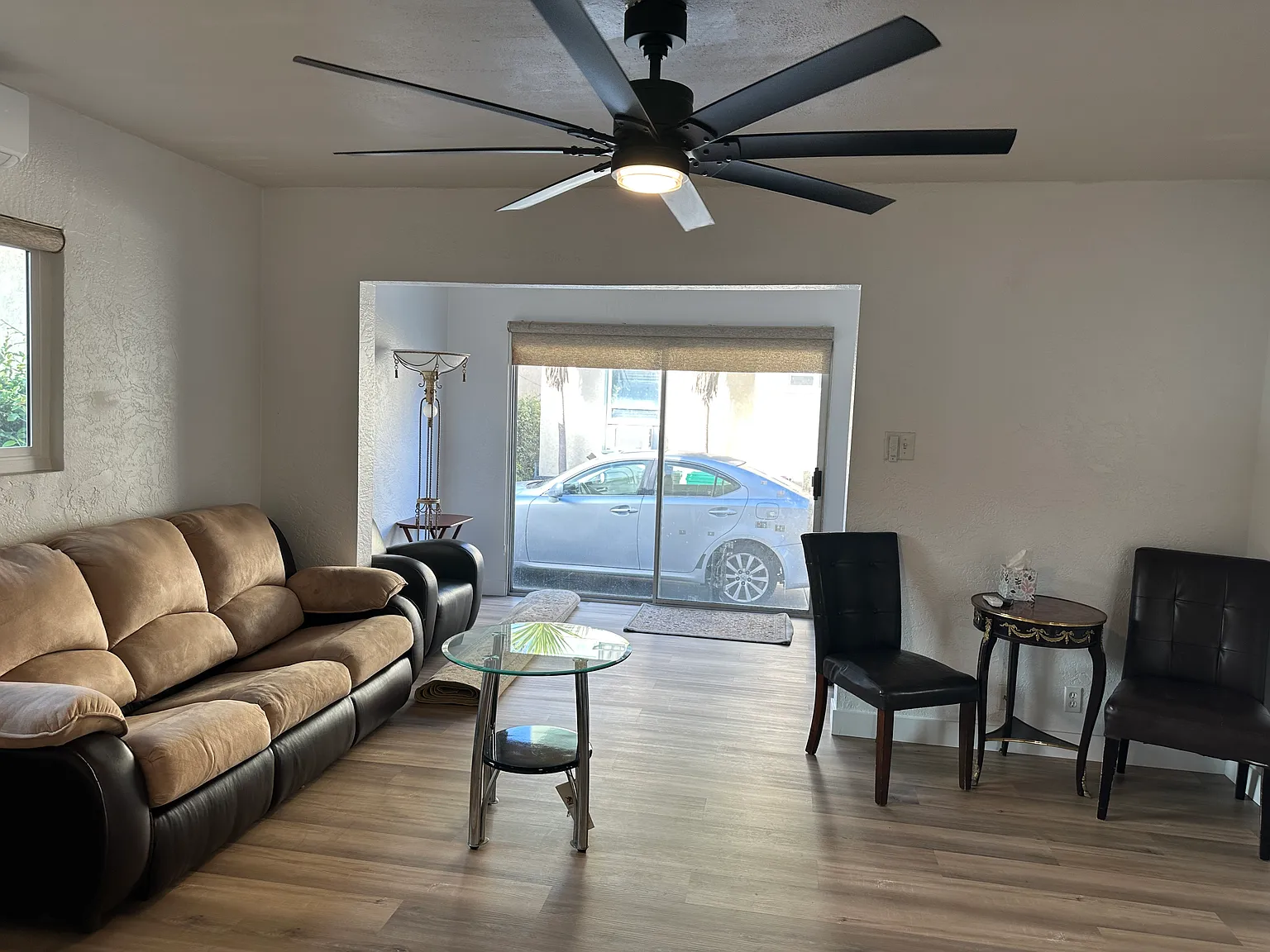 2 bed, 1.5 bath, 1080 sqft, $2,900 — Photo 3