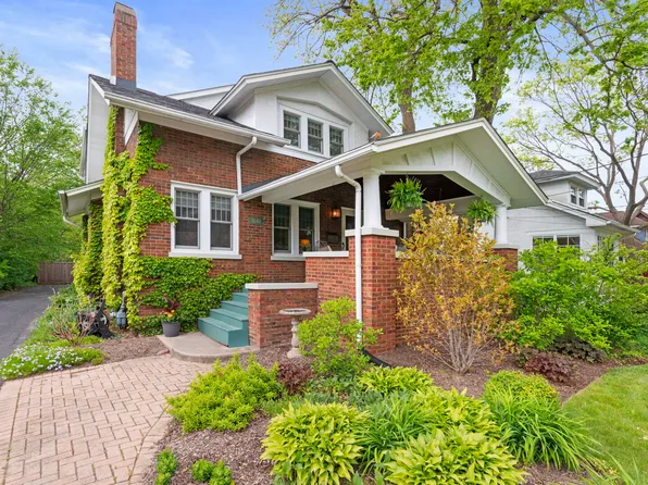 1040 Shermer Rd, Northbrook, IL 60062