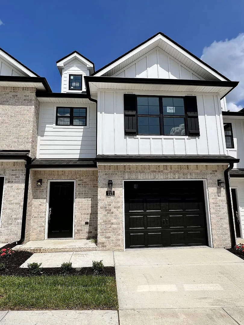 For Lease - 3 Bed, 2.5 Bath, 1515 sqft Townhome, Lebanon, TN — Photo 2