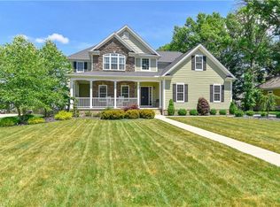 3318 Hampton Hall, Poland, OH 44514