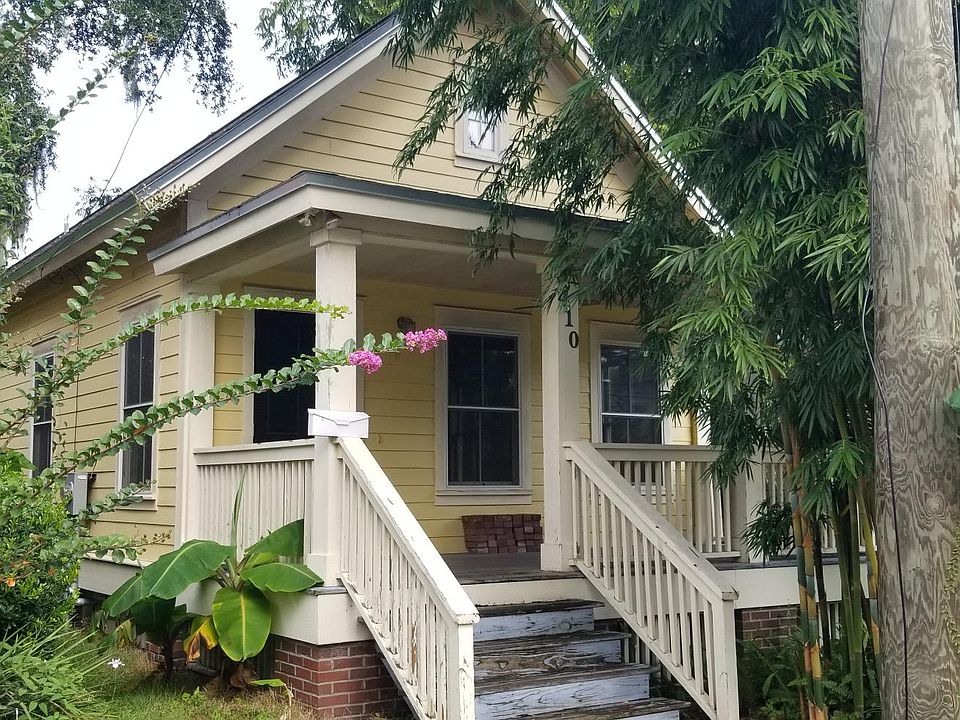 1st image of 410 NW 4th St