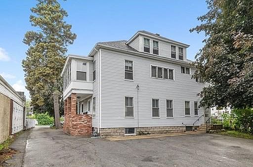 2nd image of 17 Hilldale Ave #19