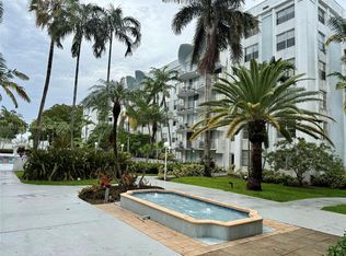 492 NW 165th Street Rd APT C609, Miami, FL 33169