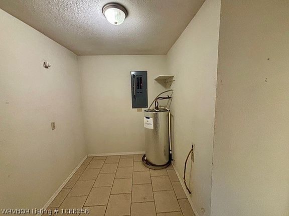 5th image of 2309 Taft St