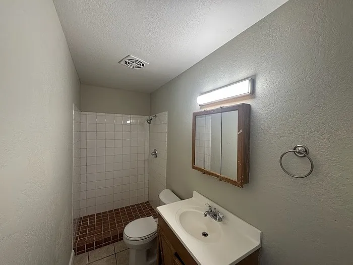 5857 W Coolidge St — Photo 14