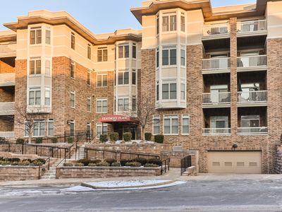 520 N And South Rd APT 106, Saint Louis, MO, 63130