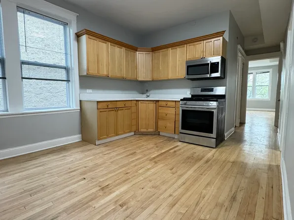 2241 W Cortland St #2, Chicago, IL 60647