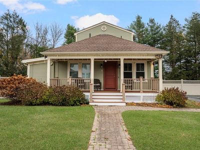 3 W Prospect St, Smithfield, RI, 02828