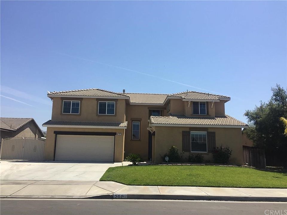 1st image of 207 Garcia Dr