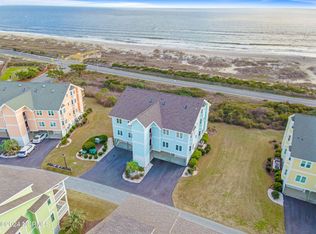 61 Foxfire Ln, Oak Island, NC 28465