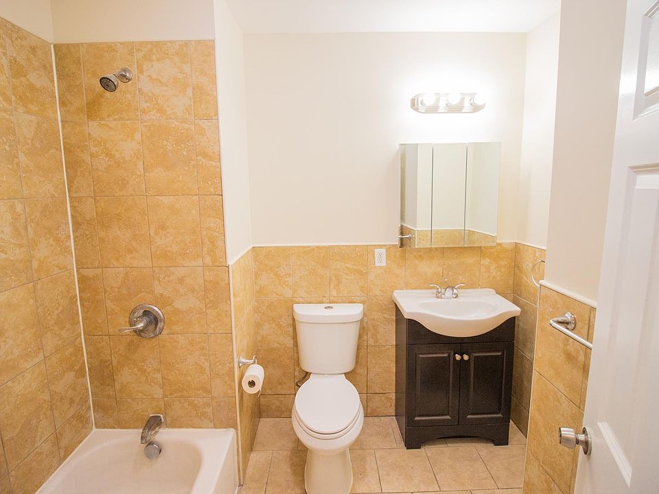 1st image of 193 N 16th St #2
