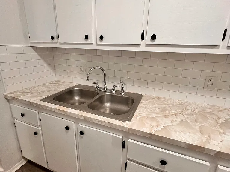 824 Cheney Hwy #D — Photo 2