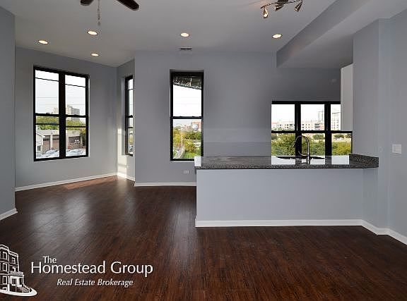 5th image of 1057 W Grand Ave #U3n
