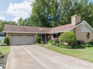 107 Rabon Ct, Simpsonville, SC 29681