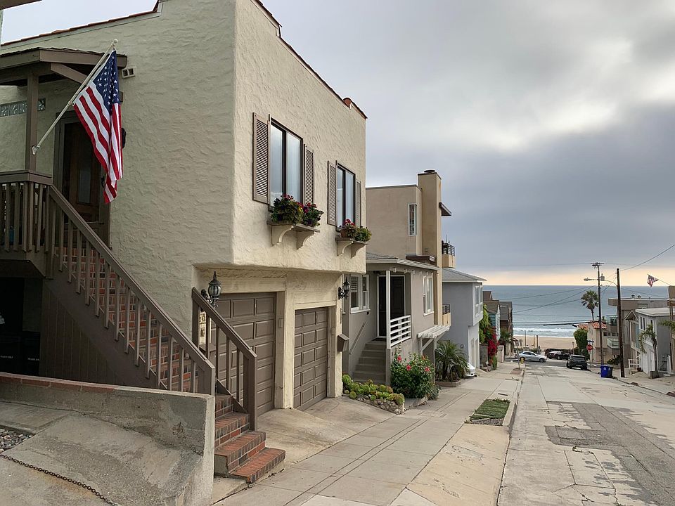1st image of 208 1/2 38th St