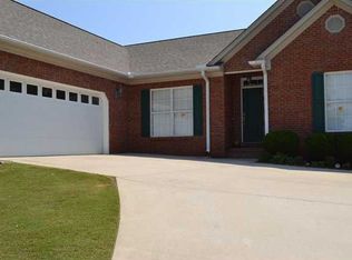 211 Camelot Way, Florence, AL 35633