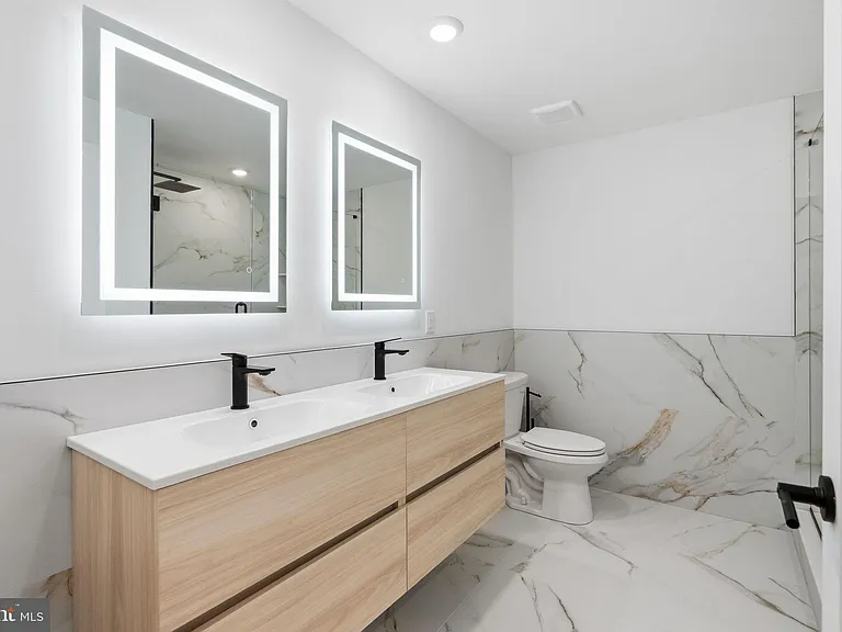 208 Vine St #3E — Photo 13